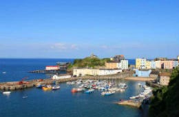 Tenby Harbour on sunny day